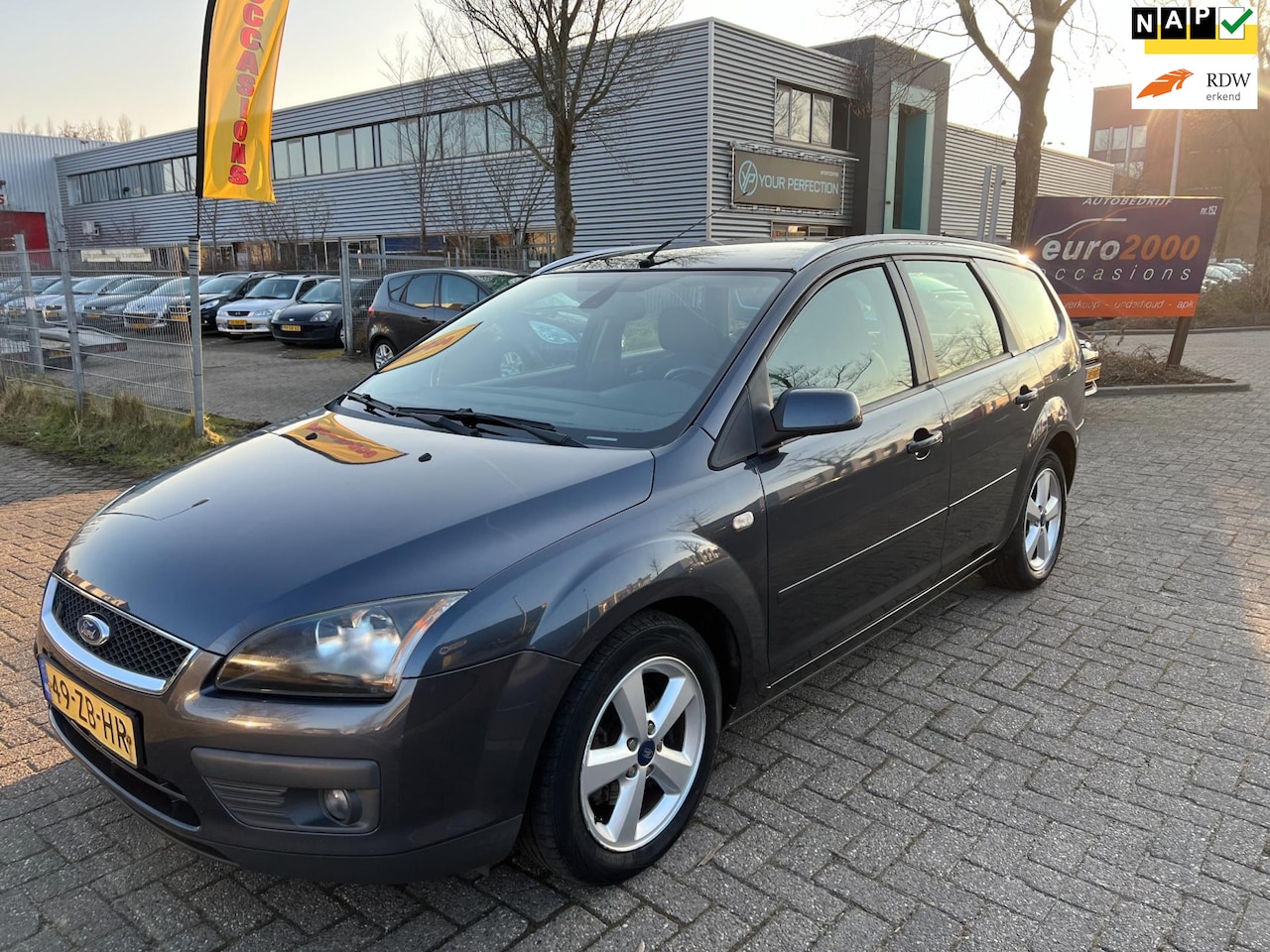 Ford Focus Wagon - 1.8-16V Ambiente FlexiFuel 1.8-16V Ambiente Flexifuel - NIEUWE APK ! - AutoWereld.nl