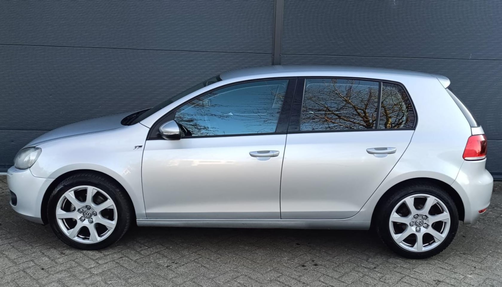 Volkswagen Golf - 1.4 TSI Highline Automaat R-line - AutoWereld.nl