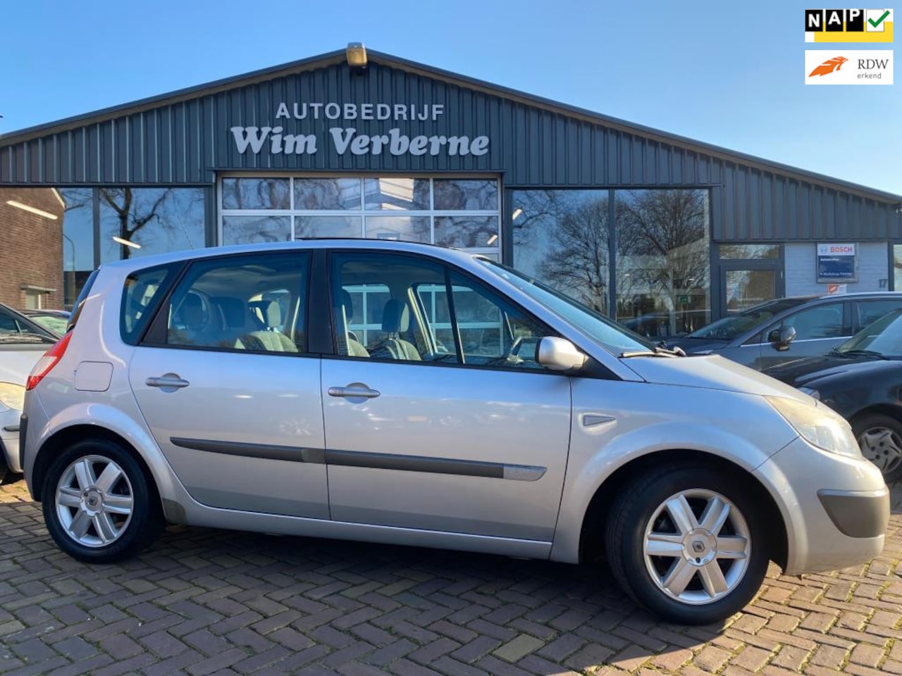 Renault Scénic - 1.6-16V Privilège Luxe 1.6-16V Privilège Luxe - AutoWereld.nl