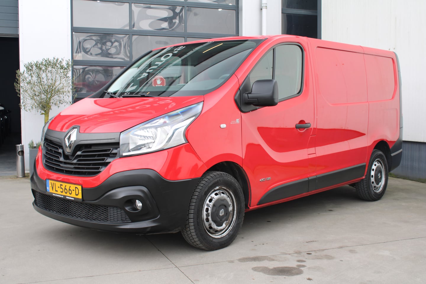 Renault Trafic - 1.6 dCi T27 L1H1 Comfort |Trekhaak| - AutoWereld.nl