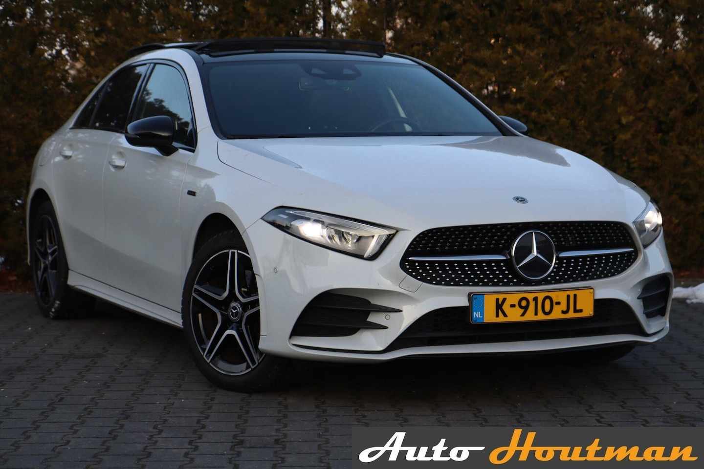 Mercedes-Benz A-klasse - 250 e AMG Limited Carplay|Pano|Widescreen|E.trekhaak|Leder|Camera - AutoWereld.nl