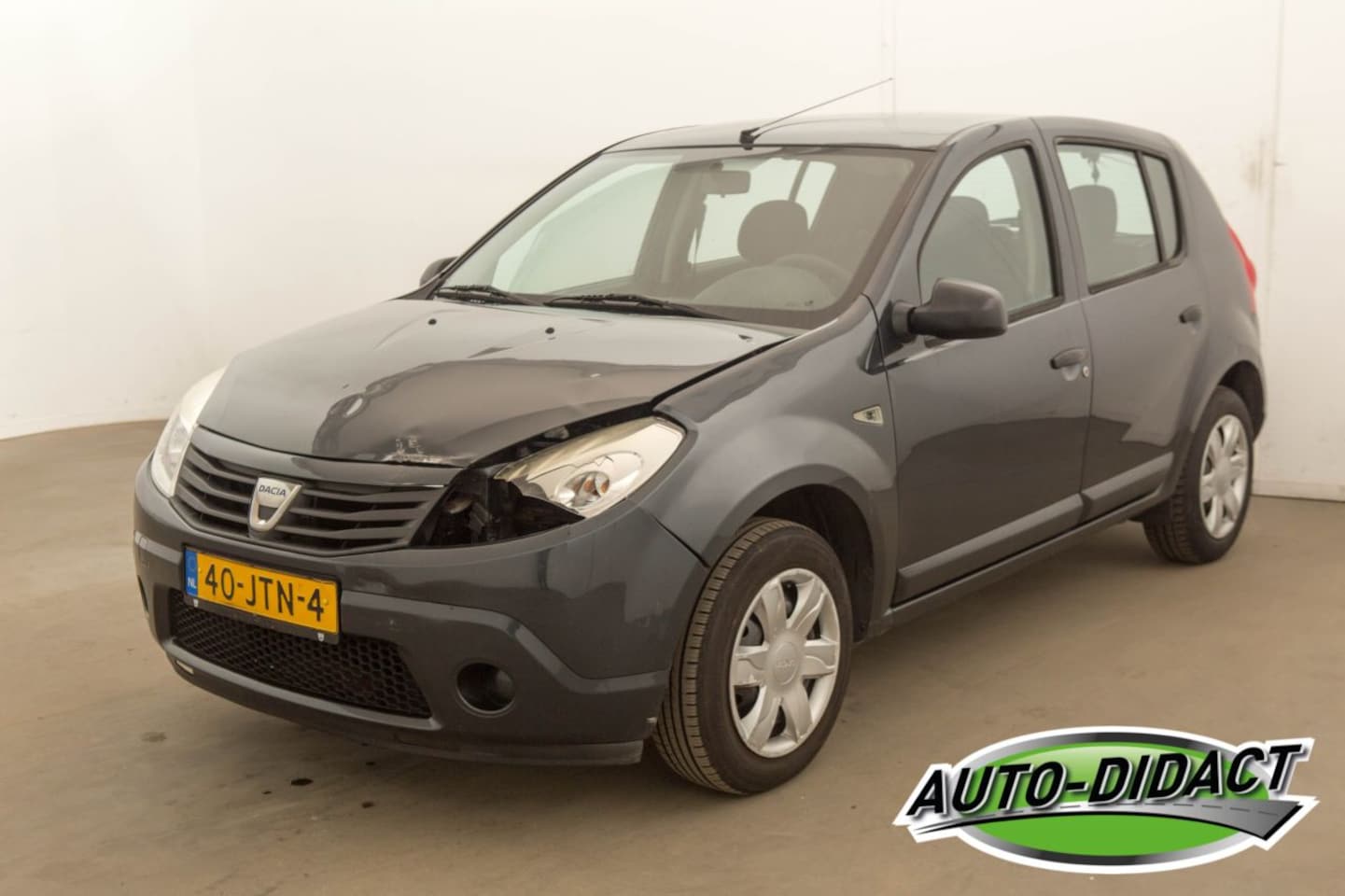 Dacia Sandero - 1.2 Ambiance 1.2 Ambiance - AutoWereld.nl