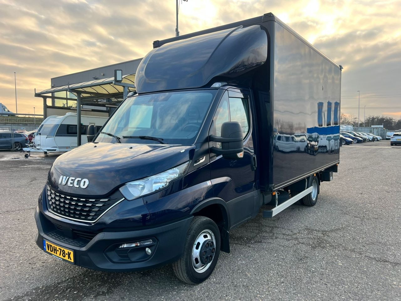 Iveco Daily - 35C16V 2.3 410 H3 35C16V 2.3 410 H3 - AutoWereld.nl