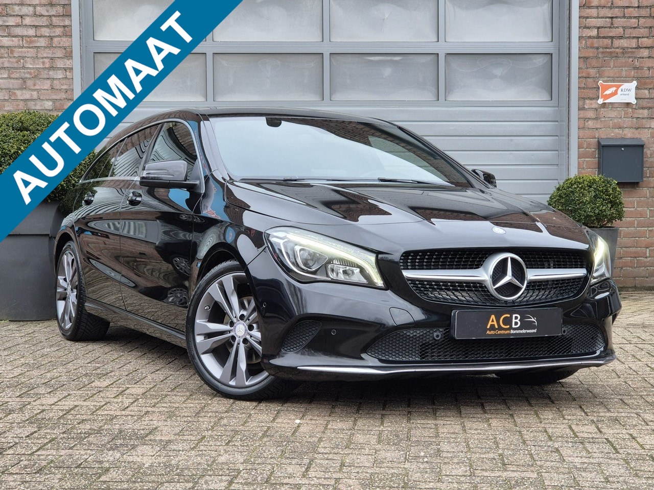 Mercedes-Benz CLA-klasse Shooting Brake - 180 Business Solution Automaat. - AutoWereld.nl