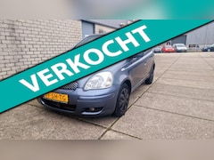 Toyota Yaris - 1.3 VVT-i S-Line 5 deurs Airco