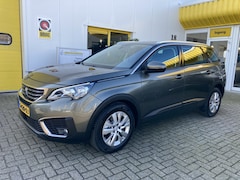 Peugeot 5008 - 1.2 PT Executive 7 Persoons Navi Climatecontrol