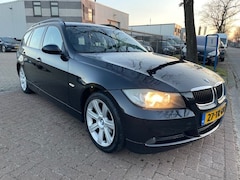 BMW 3-serie Touring - 318i High Executive Airco/ECC, Cruisecontrol, Leder