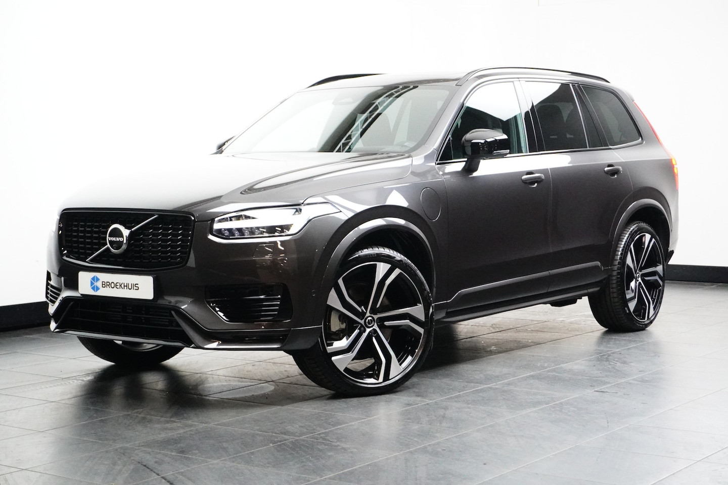 Volvo XC90 - T8 Recharge AWD Ultra Dark | 22" | Luchtvering | Bowers & Wilkins | Geventileerd Nappa | S - AutoWereld.nl