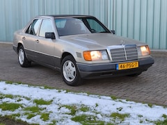 Mercedes-Benz 200-500 (W124) - 300 D