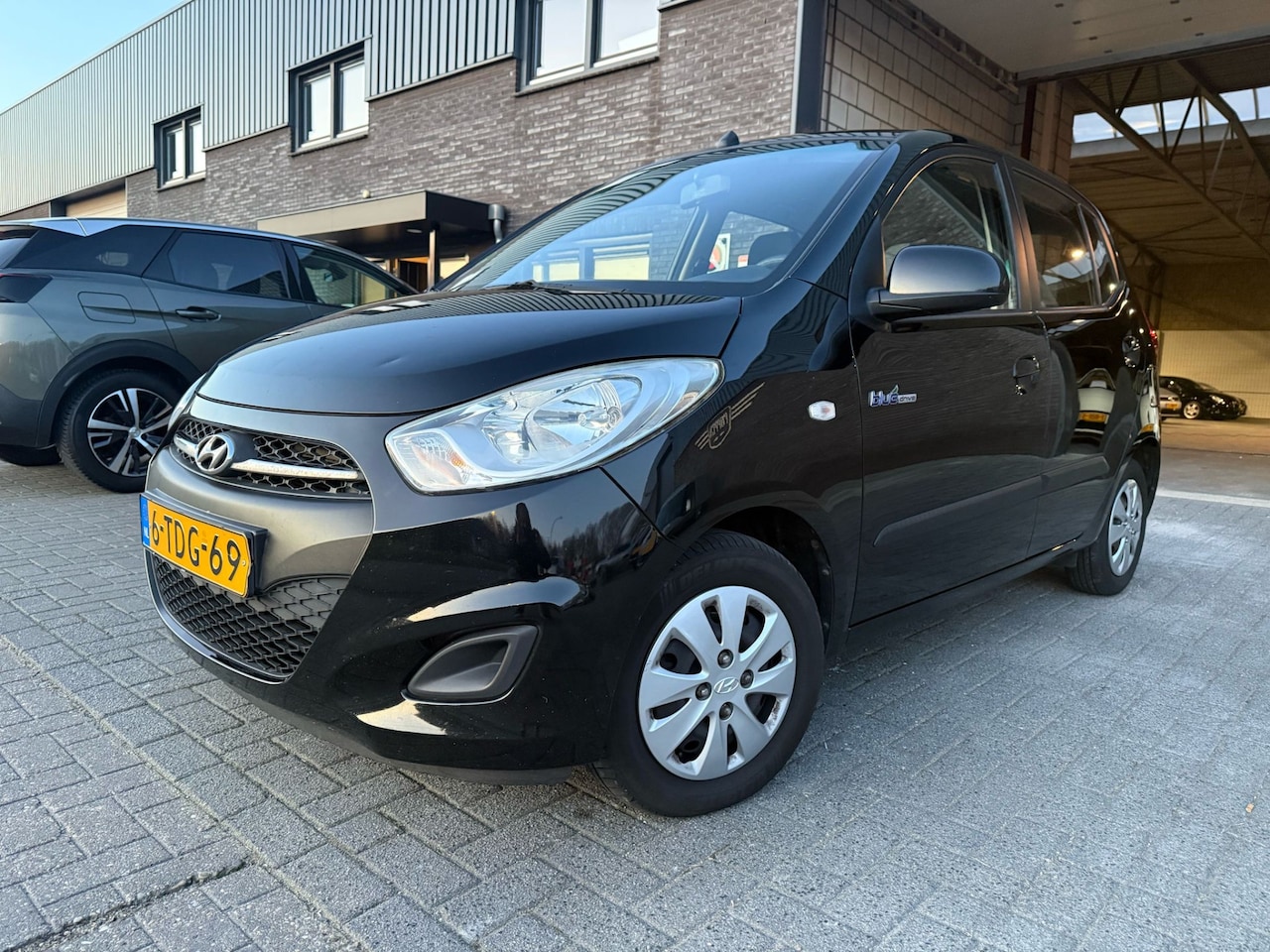 Hyundai i10 - 1.0 i-Drive Cool | 3E EIGENAAR | INRUILKOOPJE | AIRCO | ELEC RAMEN | - AutoWereld.nl