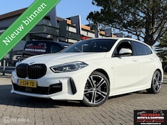 BMW 1-serie - 118i M Sport Virtueel Display, Navi, Apple Carpl