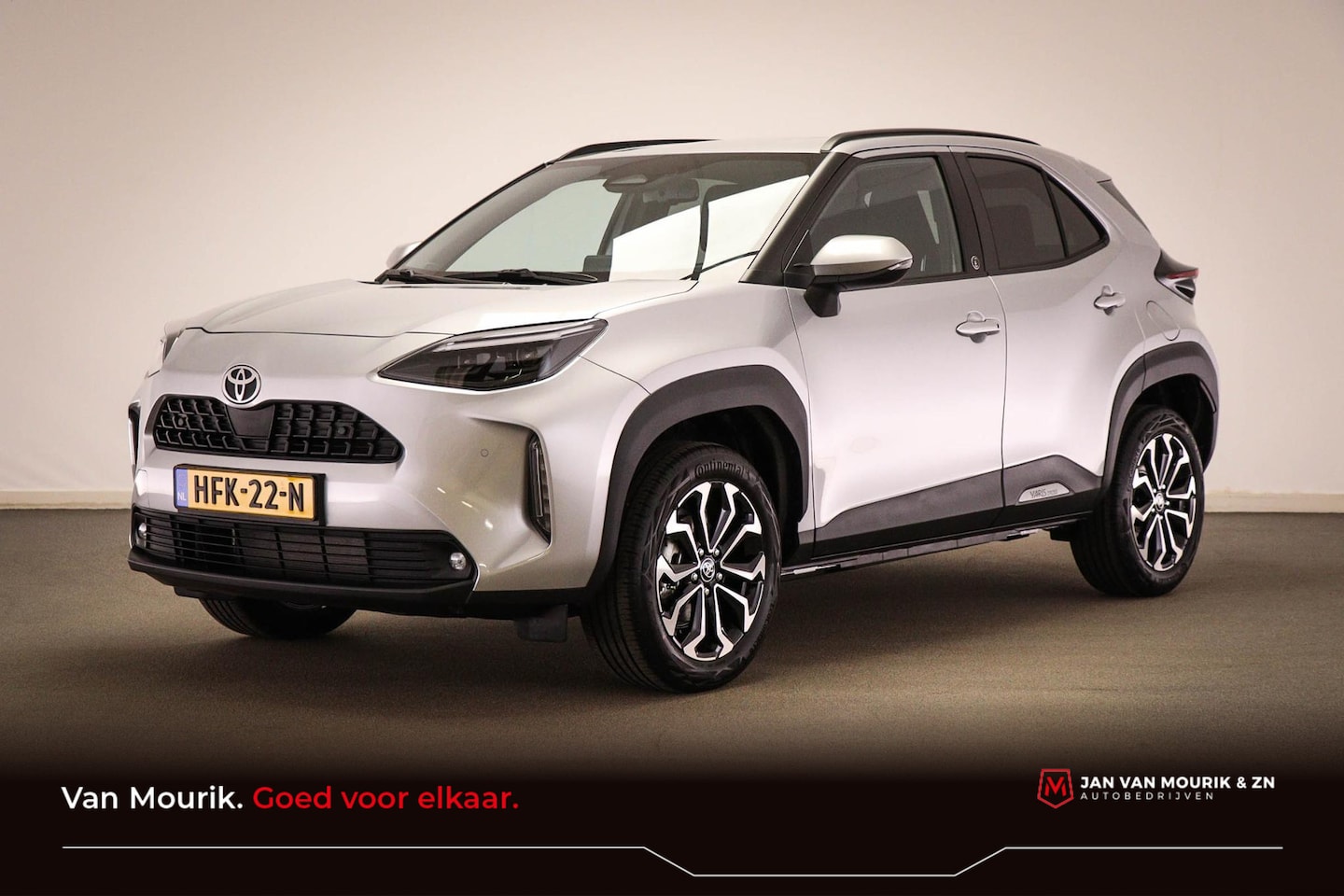 Toyota Yaris Cross - 1.5 Hybrid Dynamic | CLIMA | STOEL / STUUR- VERWARMING | DAB | APPLE | CAMERA - AutoWereld.nl