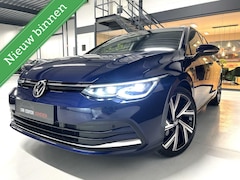 Volkswagen Golf - 8 1.5 eTSI Style 150 PK/ CarPlay/ IQ LED/ 18'LMV/ Massage