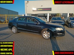 Volkswagen Passat - 2.0 FSI Comfortline 2006 Nwe APK|Trekhaak