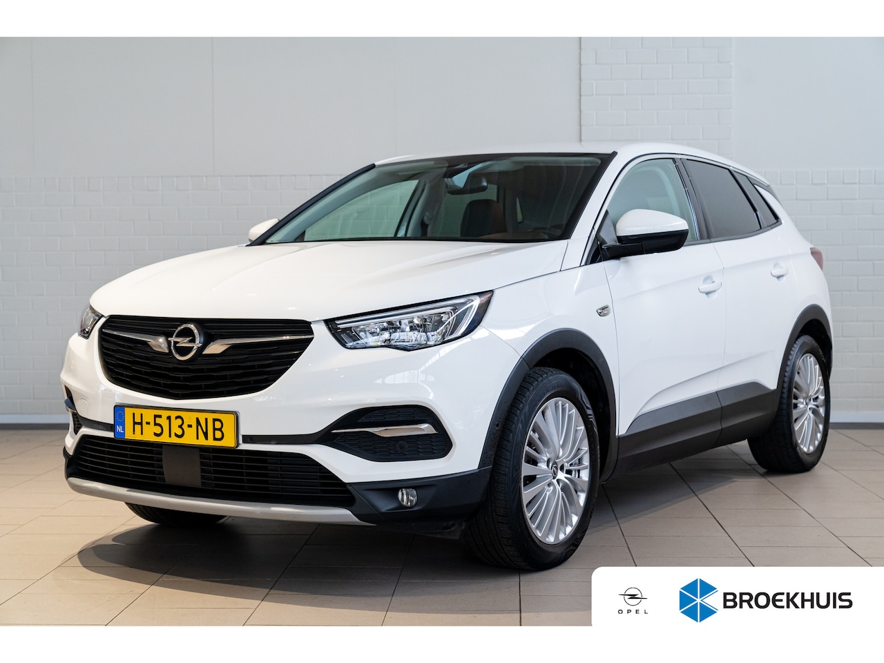 Opel Grandland X - 1.2 Turbo 130PK Innovation Automaat | Trekhaak | Comfort Stoel | Camera | Navigatie | Park - AutoWereld.nl