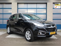 Hyundai ix35 - 2.0i Style Automaat - 1e eigenaar - Clima - Trekhaak - Bluetooth - NAP - Privacy glass