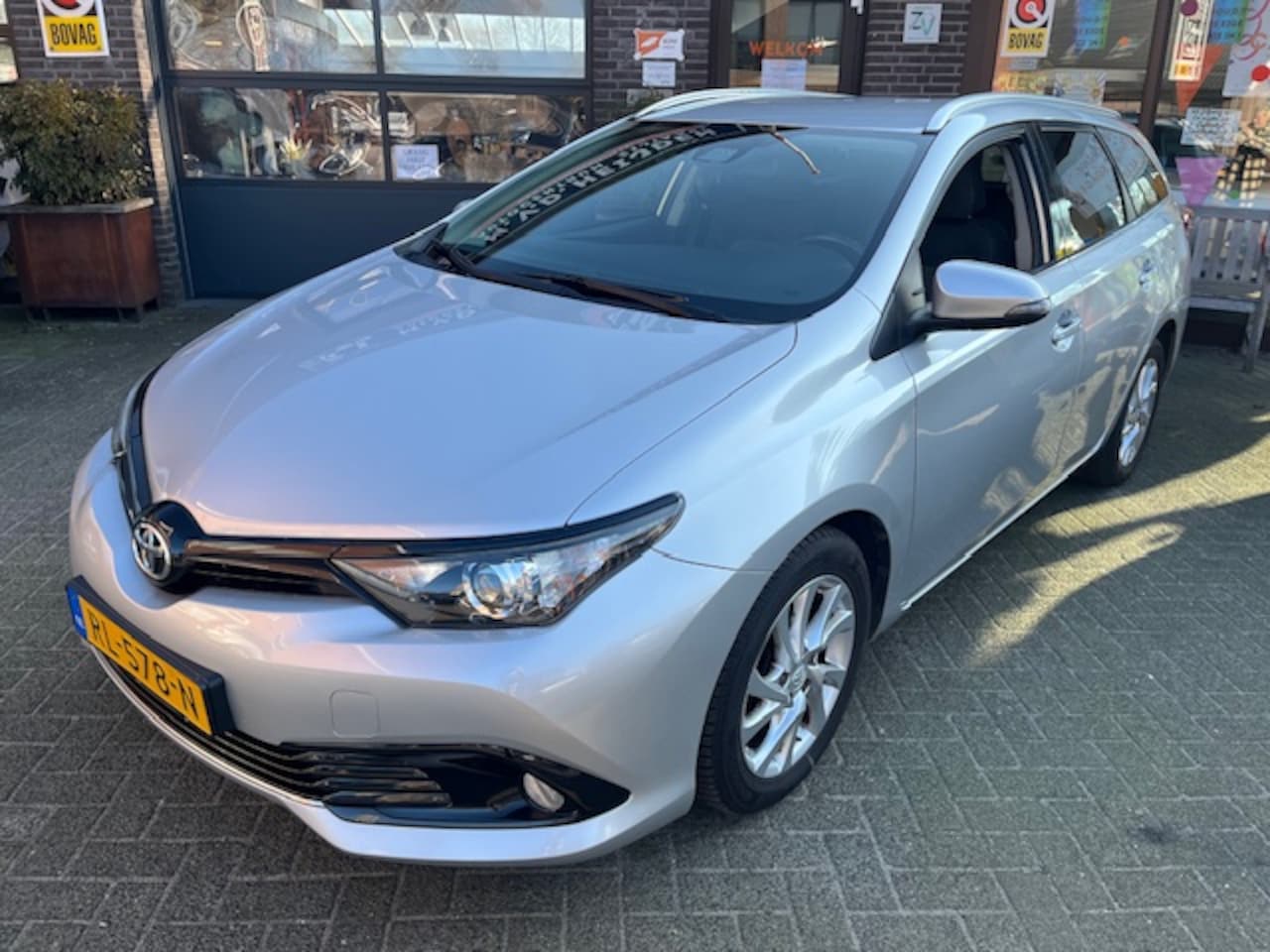 Toyota Auris - 1.2 T Touring Dynamic Automaat - AutoWereld.nl