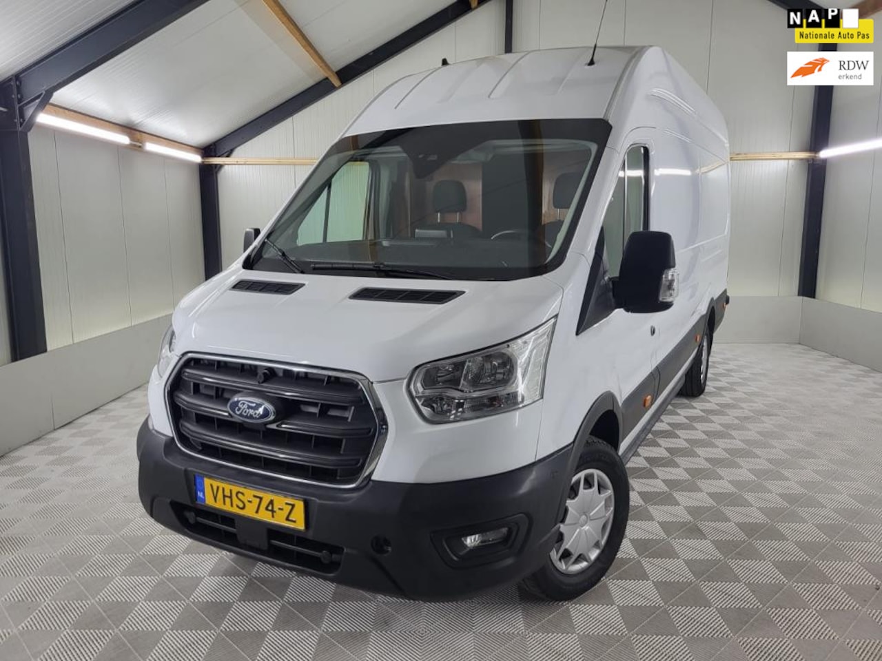 Ford Transit - 350 2.0 TDCI L4H3 Trend Maxi RWD, Euro 6, Camera, App-Connect - AutoWereld.nl