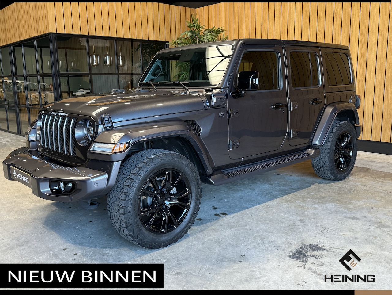 Jeep Wrangler Unlimited - 4xe 380 Sahara. 20 inch. Leer. Navi. Hollandse auto met NAP - AutoWereld.nl