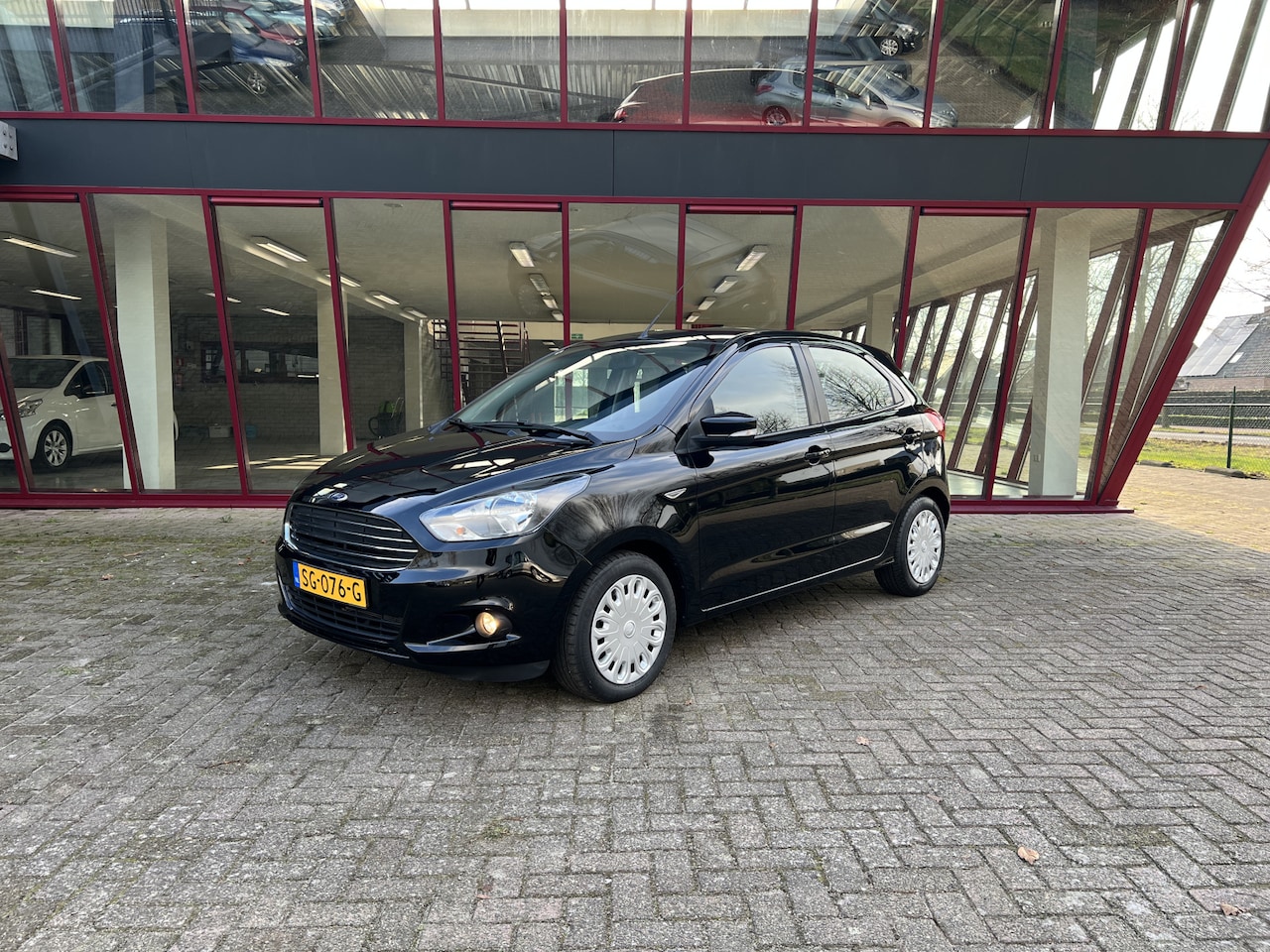 Ford Ka - 1.2 Trend Ultimate | 43.000 km. | APK tot 04-2026 | - AutoWereld.nl