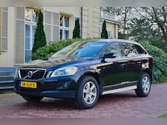 Volvo XC60 - 2.4 D5 Summum 205PK Trekhaak | NAP | Xenon | Brake-assist Vele opties NL-auto