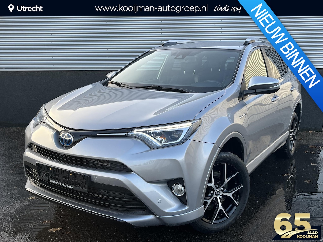 Toyota RAV4 - 2.5 Hybrid Style Leder/alcantara bekleding, Privacy glass, Smart Key, LMV 18", Stoelverwar - AutoWereld.nl