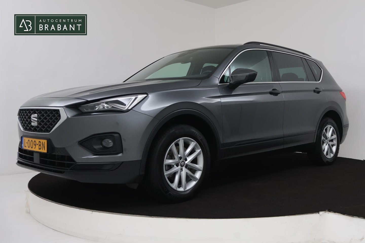 Seat Tarraco - 1.5 TSI Style 7 Persoons (DIGITALE COCKPIT, ADAPTIVE CRUISE, CAMERA, CARPLAY, NAVI, ELEKT. - AutoWereld.nl