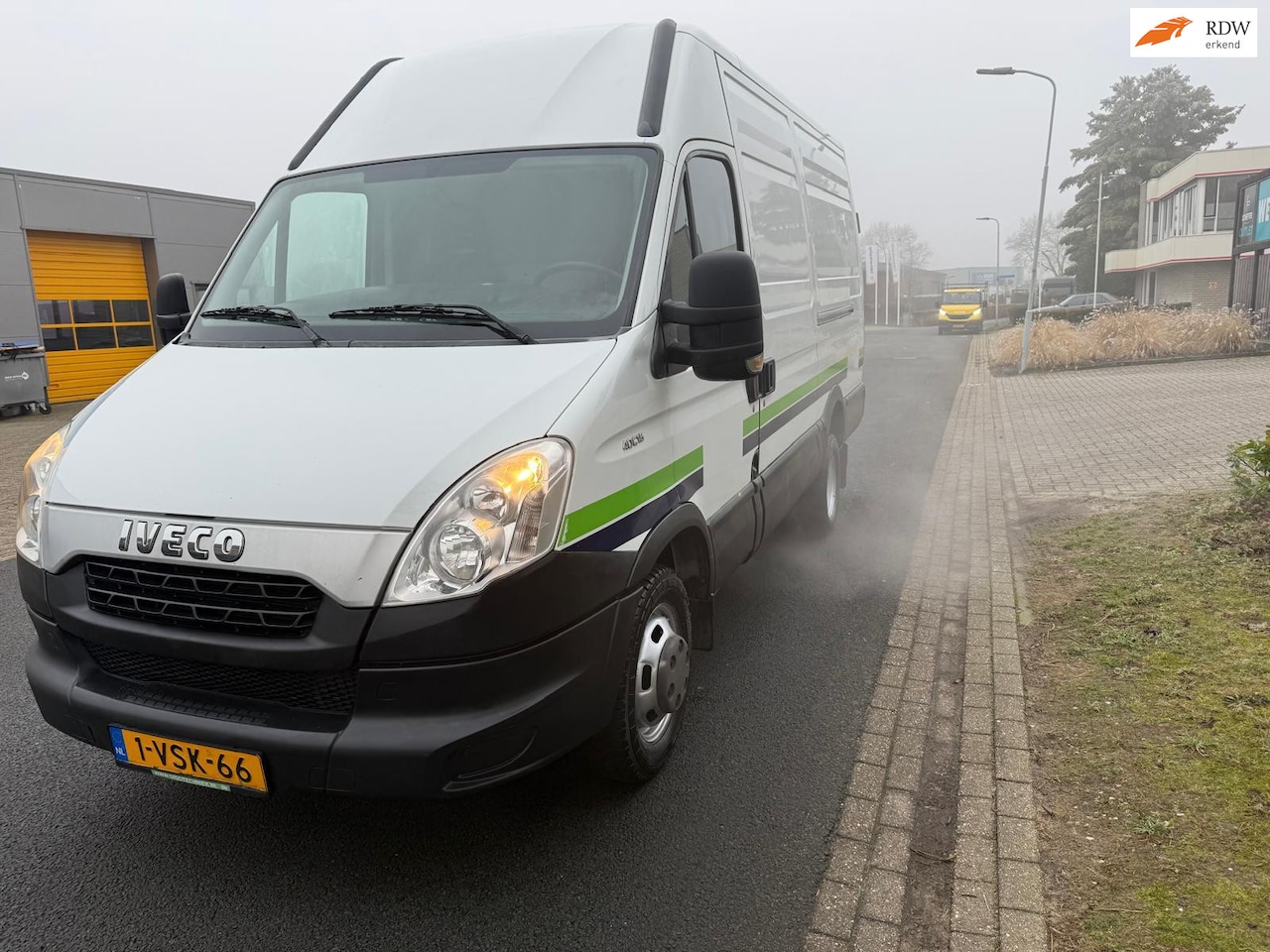 Iveco Daily - 40C15V 330 L3H3 3.0 Dubbel schuifdeuren*Dubbellucht!!! - AutoWereld.nl