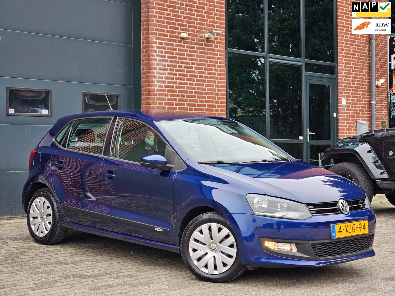 Volkswagen Polo - 1.2 TSI Highline 1e Eignr|Dealr Ondrh|Airco|Nap|Boekjes - AutoWereld.nl