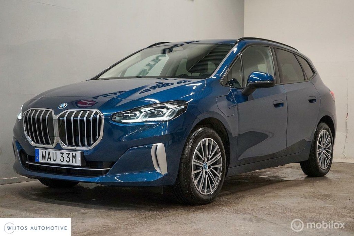 BMW 2-serie Active Tourer - 225e xDrive Luxury line, trekhaak - AutoWereld.nl