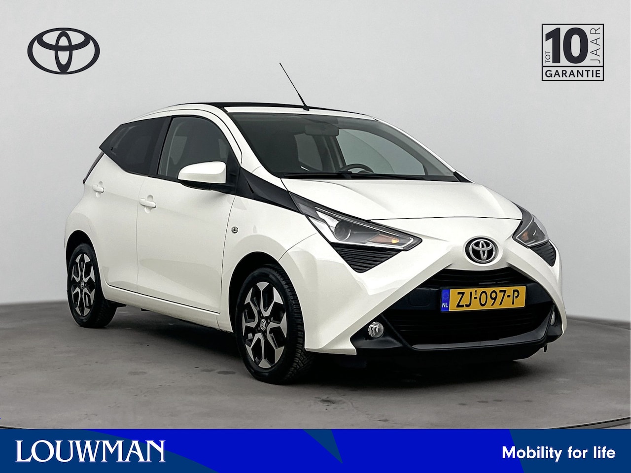 Toyota Aygo - 1.0 VVT-i x-cite | Elektrisch vouwdak | Climate Control | Apple Carplay/Android Auto | Cam - AutoWereld.nl