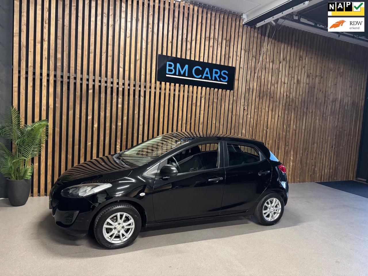 Mazda 2 - 1.3 BIFUEL Cool LPG ,Airco,Trekhaak,Cruise - AutoWereld.nl