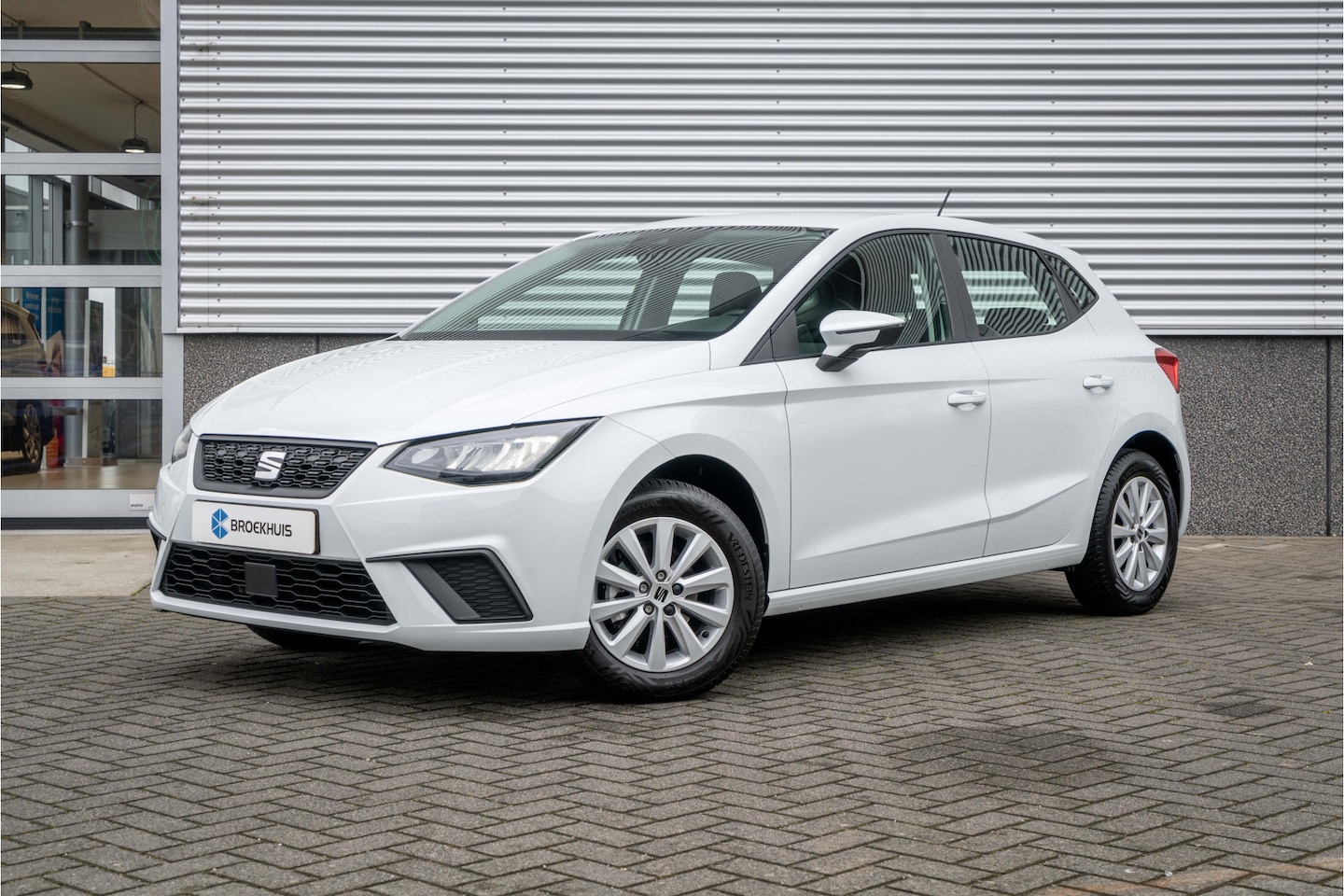 Seat Ibiza - 1.0 EcoTSI Style | Trekhaak | Clima| Carplay | - AutoWereld.nl