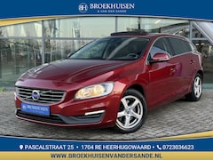 Volvo V60 - 2.0 D4 Momentum Business 190pk Automaat / Schuifdak / Trekhaak