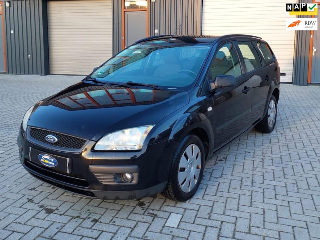 Ford Focus Wagon - 1.6-16V Champion 1.6-16V Champion - AutoWereld.nl