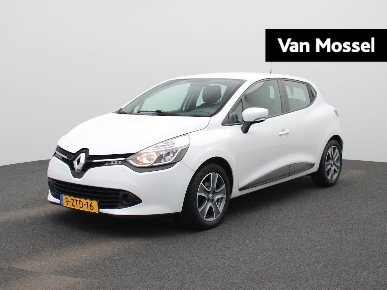 Renault Clio - 0.9 TCe Expression | Navigatie | Cruise Control | Airco | - AutoWereld.nl