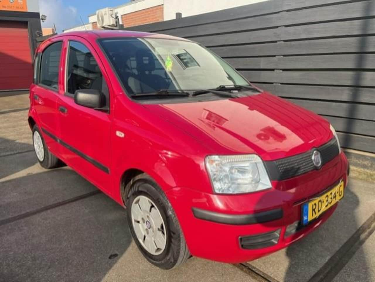 Fiat Panda - 1.1 Active NETTE AUTOOTJE/5 DEURS/APK 12-2025! - AutoWereld.nl