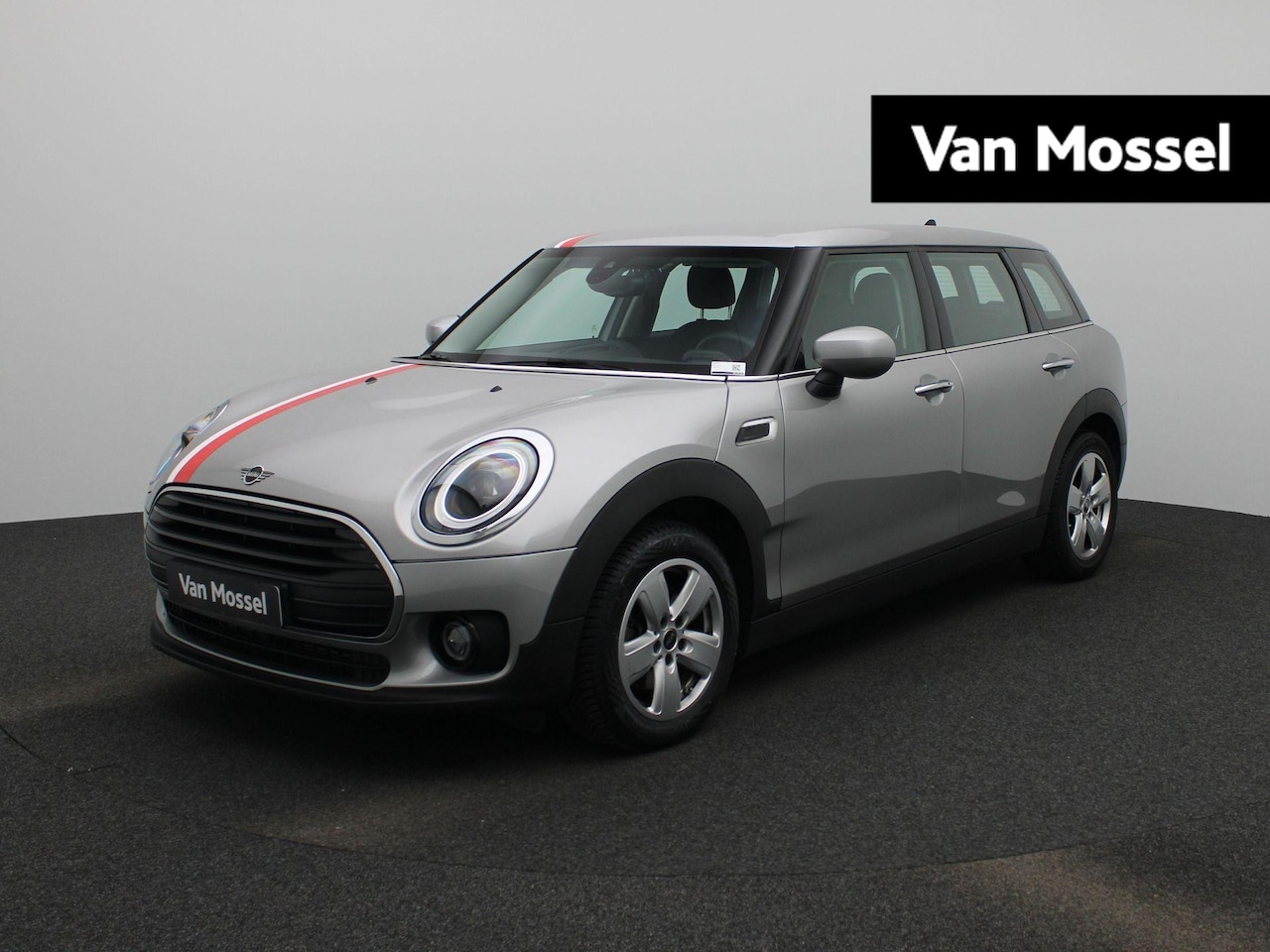 MINI Clubman - Mini 1.5 Cooper | Automaat | Parkeer sensoren | Virtual cockpit | Camera | LMV | Stoel ver - AutoWereld.nl