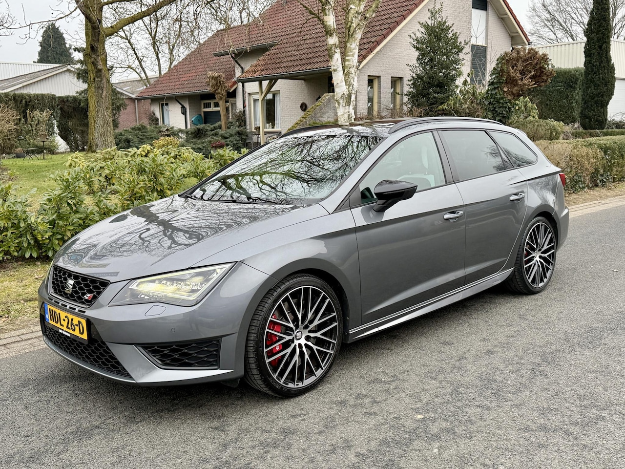 Seat Leon ST - 2.0 TSI Cupra 290 Performance•DSG•Pano - AutoWereld.nl