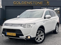 Mitsubishi Outlander - 2.0 PHEV Instyle+ 2e Eigenaar, Camera, Schuifdak, Navi, Leder, Stoelverwarming, Clima, Cru