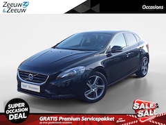 Volvo V40 - 2.0 T2 Summum | Trekhaak | Achteruitrijcamera | Stoelverwarming V&A | Cruise Control | 12