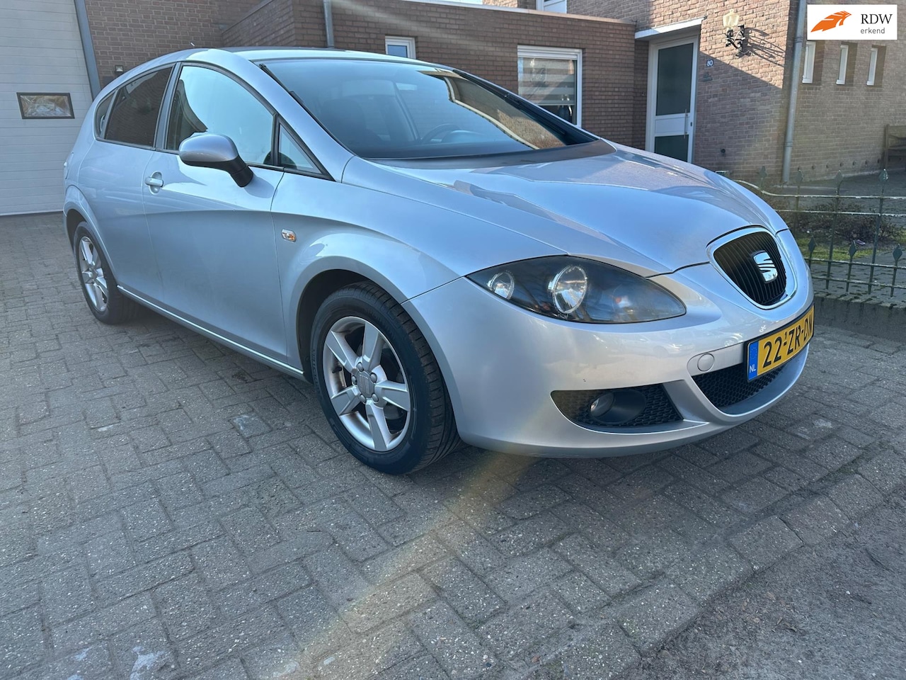 Seat Leon - 1.9 TDI Ecomotive Sport 1.9 TDI Ecomotive Sport - AutoWereld.nl