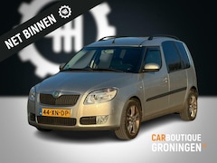 Skoda Roomster - 1.6-16V | DEALER OH | 2e EIGENAAR | PDC | TREKHAAK | NAVI