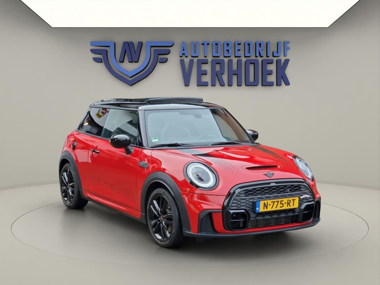 MINI John Cooper Works - S Cooper - JCW Pro uitlaat - Panodak - AutoWereld.nl