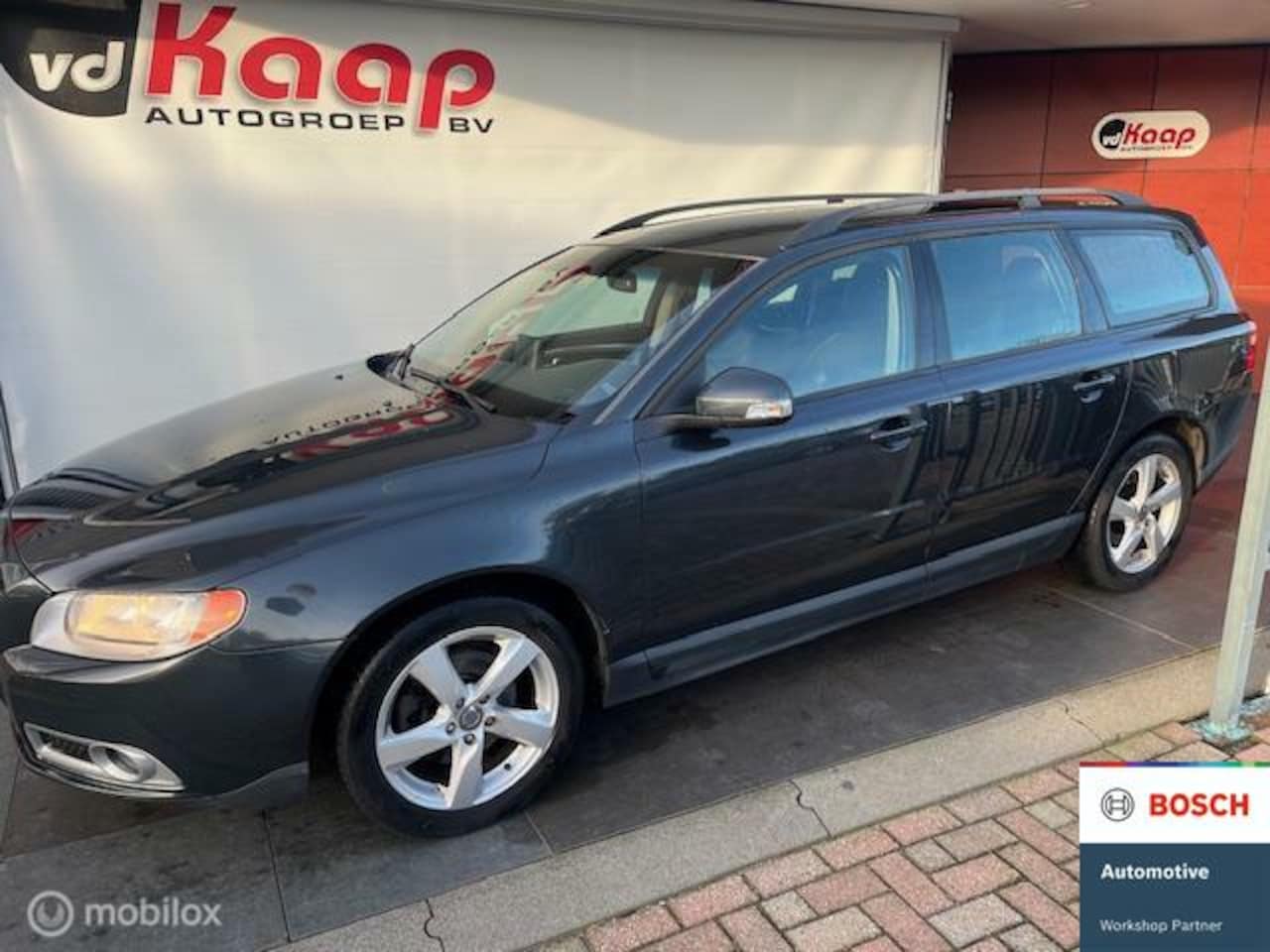 Volvo V70 - 2.4D Limited Edition EERSTE EIGENAAR - AutoWereld.nl