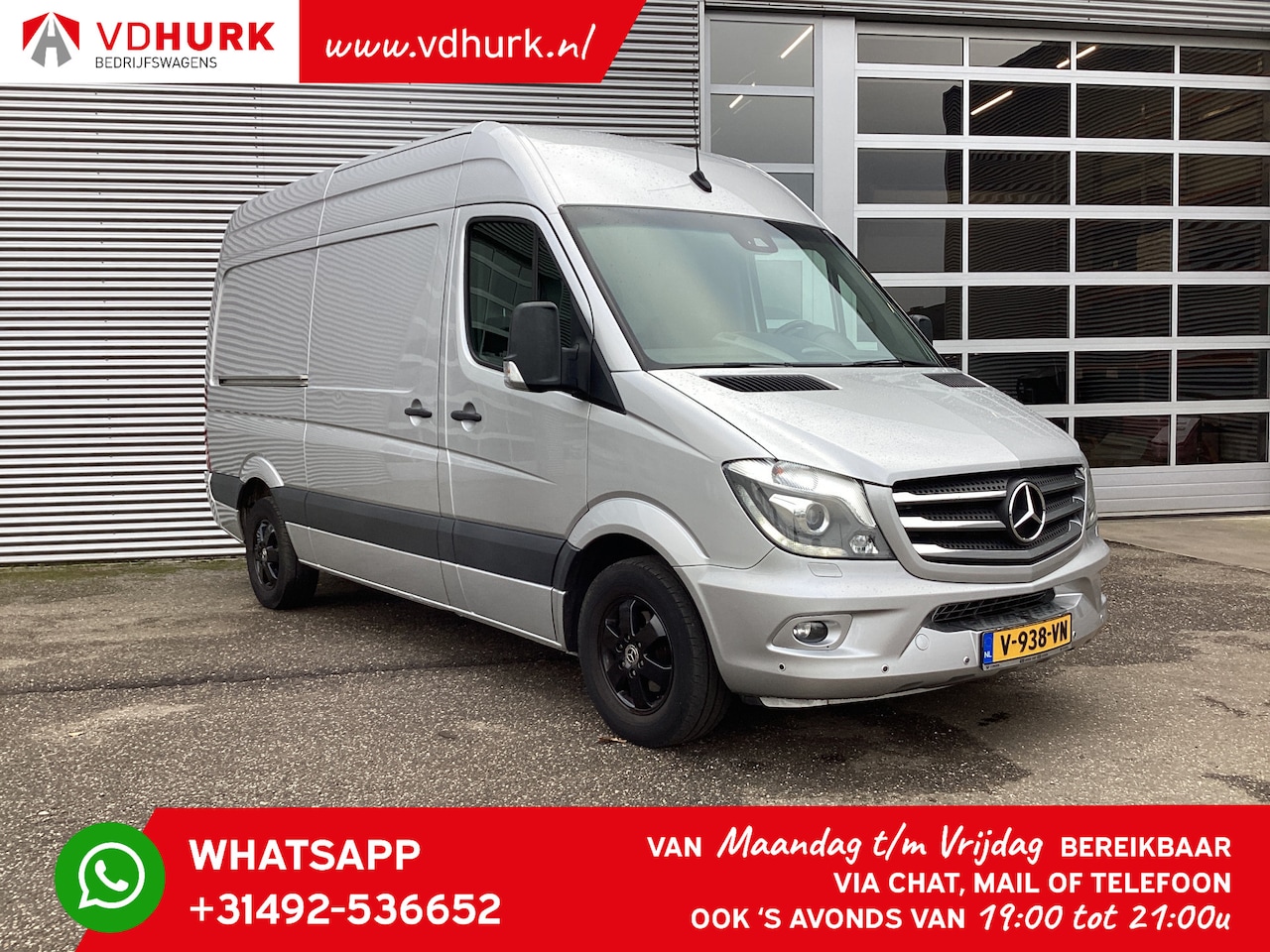 Mercedes-Benz Sprinter - 319 3.0 V6 CDI E6 Aut. L2 BPM VRIJ! LAGE KM!/ 3.5t Trekvermogen/ Xenon/ LMV/ Cruise/ Stoel - AutoWereld.nl