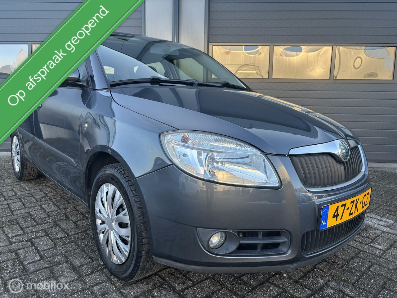 Skoda Fabia - 1.2-12V Ambiente Uitvoering _ 1Ste Eigenaar Auto - AutoWereld.nl