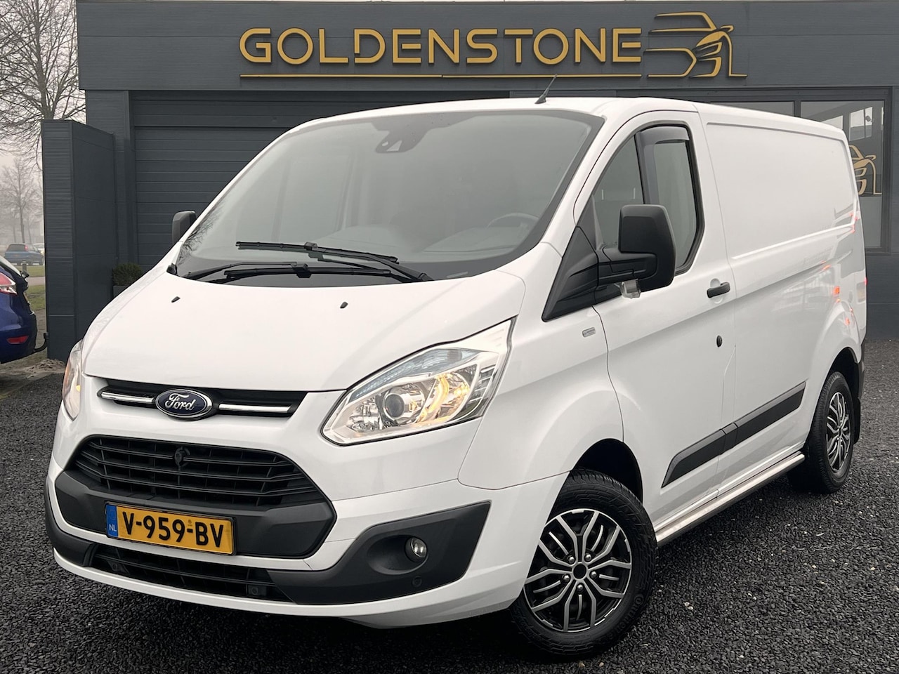 Ford Transit Custom - 270 2.2 TDCI L1H1 Trend 2e Eigenaar,Trekhaak,Camera,Navi,Pdc,3-Zits,6 Bak,101pk,Stoelverwa - AutoWereld.nl