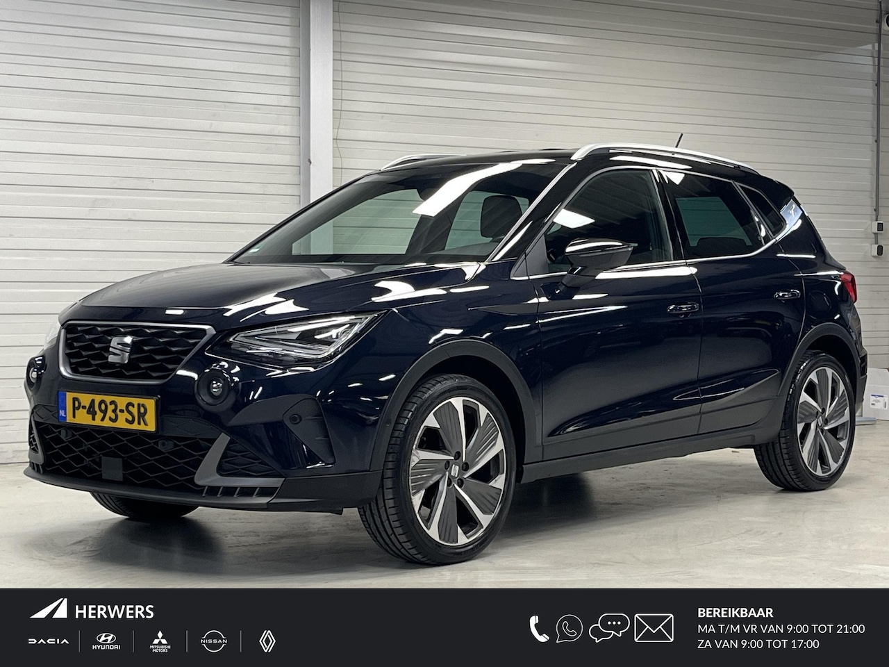 Seat Arona - 1.0 TSI FR Business Intense / Stoelverwarming / Afneembare trekhaak / Achteruitrijcamera - AutoWereld.nl