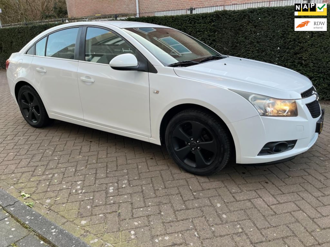 Chevrolet Cruze - 1.8 LT 1.8 LT - AutoWereld.nl